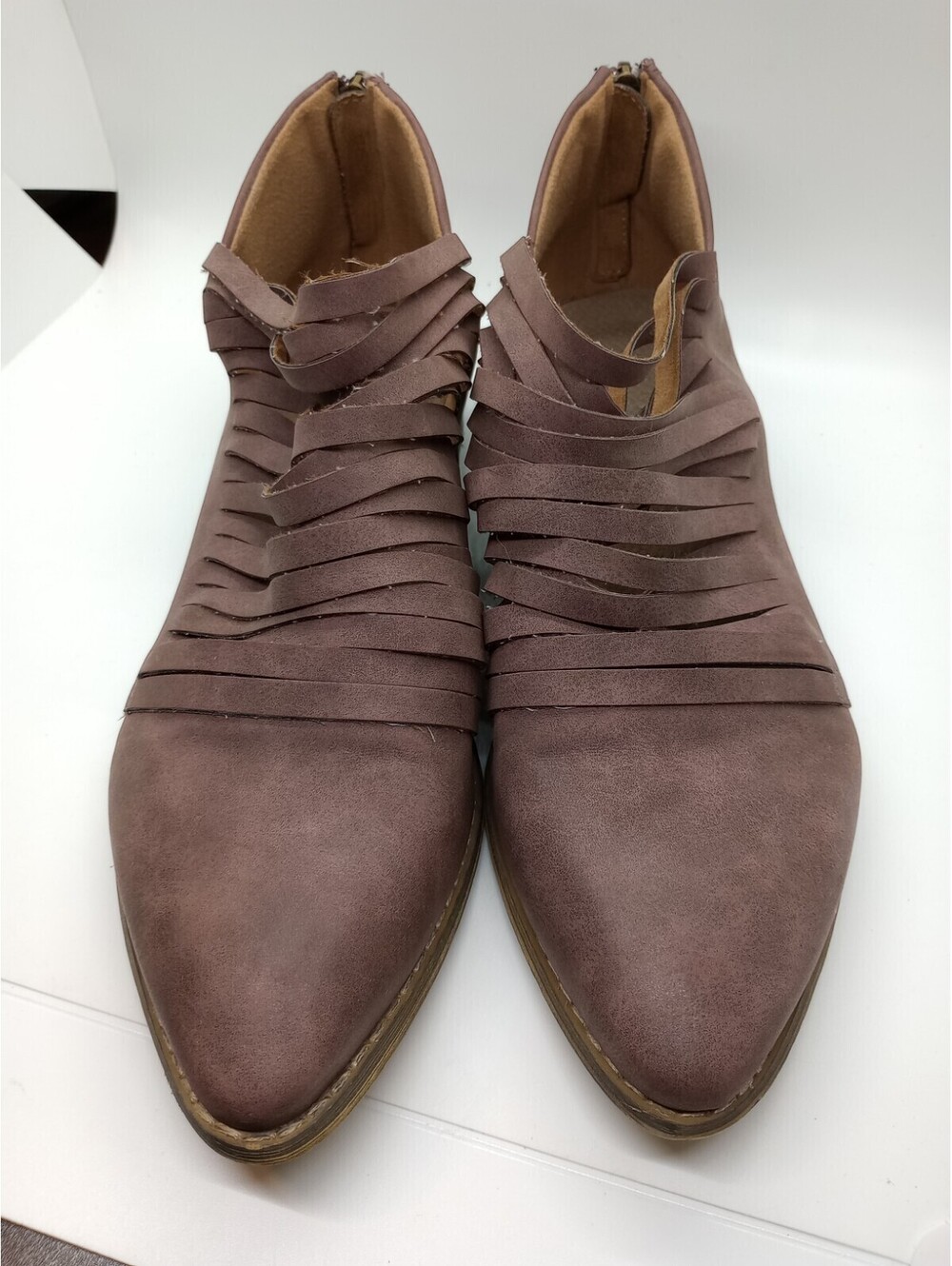 Buckle MI.IM Women's Size 8.5 Pink Zip Back Flat Shoes 207